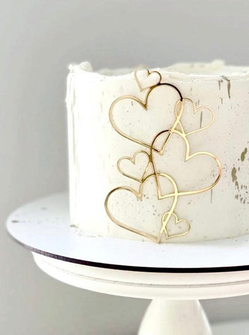 Illustration Fine Hearts Wedding Engagement Gold Mirror Cake Charm